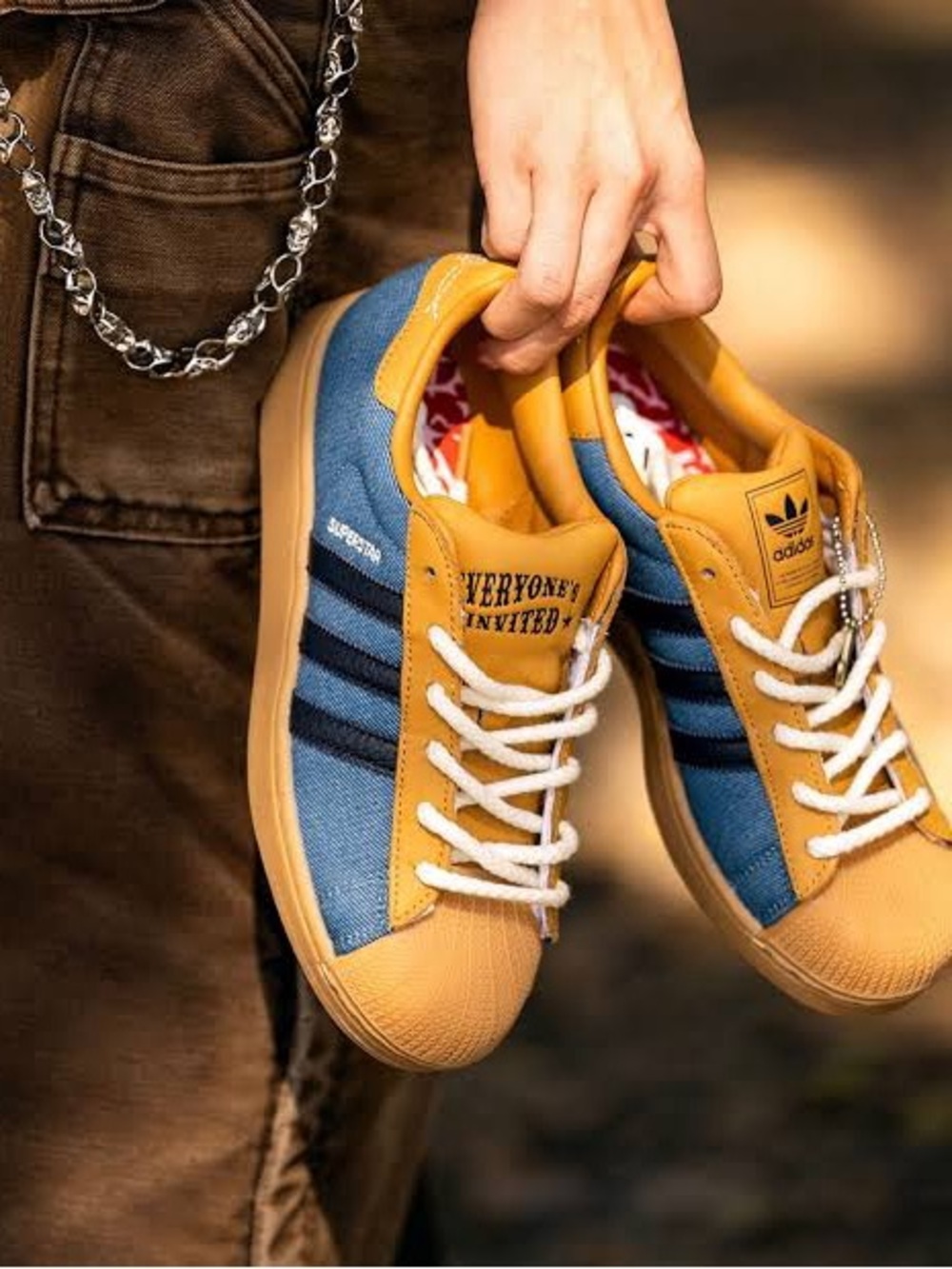 adidas Men's Blue & Tan Classic Three-Stripe Sneakers